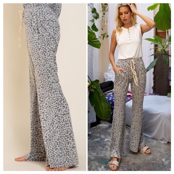POL Leopard Flare Lounge Pants - Picture 6 of 14